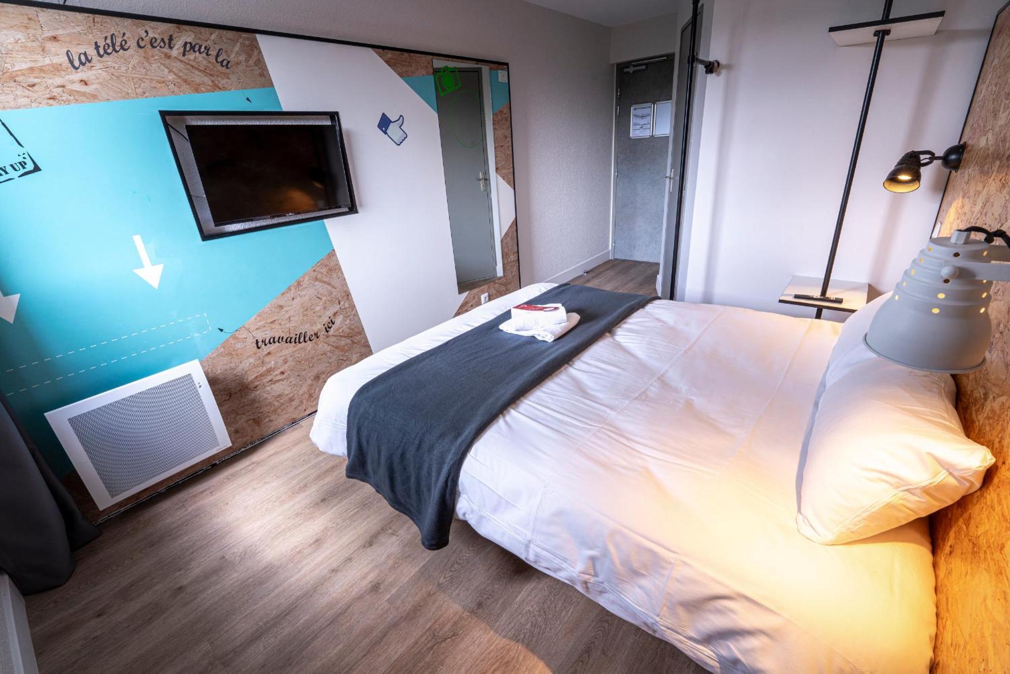 The Originals Access, Hotel Clermont-Ferrand Nord Chateaugay Bagian luar foto