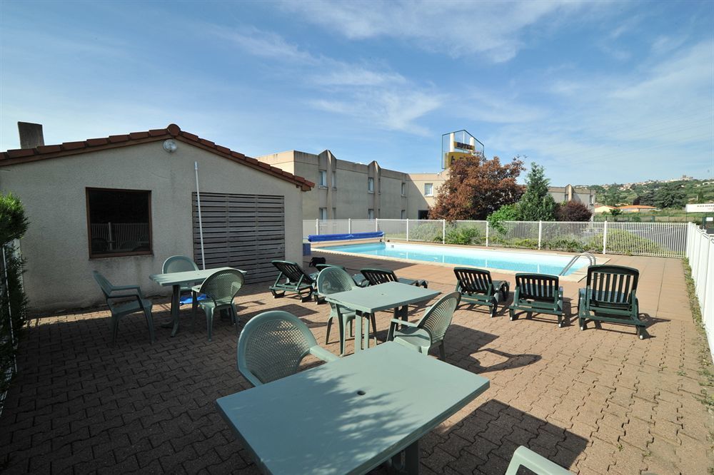 The Originals Access, Hotel Clermont-Ferrand Nord Chateaugay Bagian luar foto